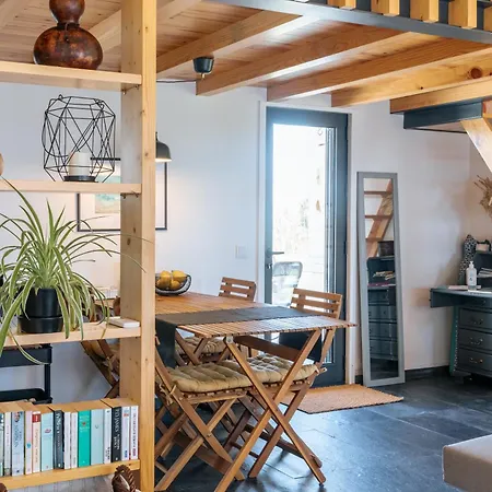 Ria De Aveiro By Mycelia Villa